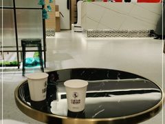 -红鼎豆捞·非遗鲍皇汤火锅(宝丰路店)