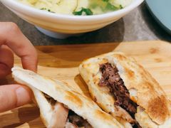 -高玛纳驴肉火烧(一世界店)