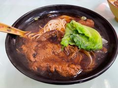 红烧猪扒汤面-食惠里小笼包面馆(越秀店)