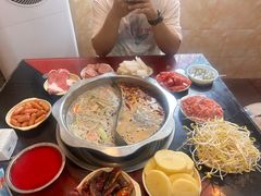 -储奇门鳝鱼火锅(总店)