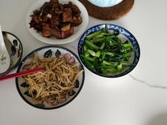 -苏州雏渐肥月嫂