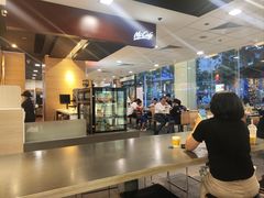 -麦当劳(假日广场店)