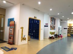 -戊辰亲子游泳俱乐部