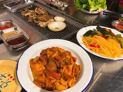 -马路牙子地桌烤肉(工体店)