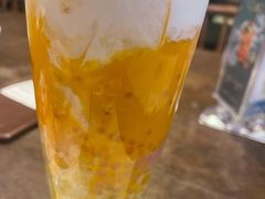 -港丽餐厅(龙之梦长宁店)