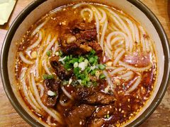 至尊牛肉肥肠米线-谭师爷龙抄手(白下路店)