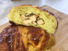 牛油果熏鸡-丁香西饼屋(桂林路店)