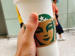 拿铁咖啡-星巴克(成都机场T2店)