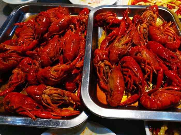 亿品香龙虾(什邡店)-"今年的小龙虾初体验在什邡耍,下午就在纠.