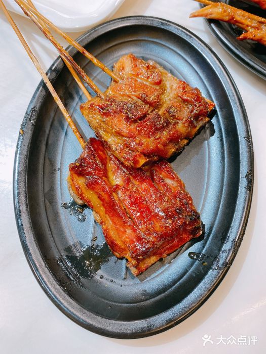 渔文乐·海鲜刺身(壹品总店)招牌蜜汁飞机骨图片