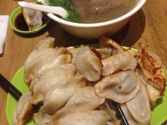 -锅贴王小吃(南大街店)