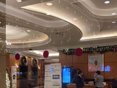 -深圳富苑皇冠假日套房酒店