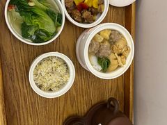-雪梅月子中心(华侨城店)