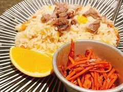 手抓羊肉饭-丝路金桃·新疆菜(徐汇店)