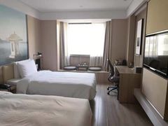 -杭州西湖湖滨银泰亚朵酒店