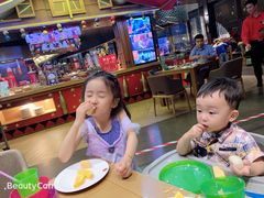 -东方明珠·可口可乐欢乐餐厅