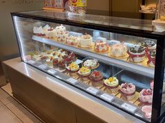 -花花卷卷·鲜食蛋糕(静安久光百货店)
