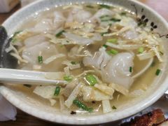 -黄阿姨锅贴大王(万航渡路店)