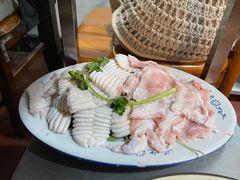 猪天梯-华哥新鲜猪精品美食
