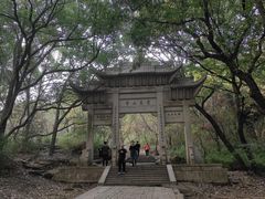 -灵岩山风景区
