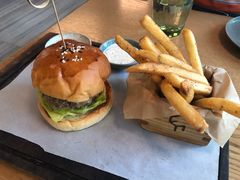 特制牛肉汉堡-EN SPACE恩空间