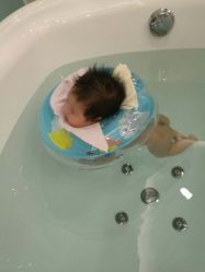 -TAILY BABYSPA泰丽宝贝婴儿游泳(金狮广场店)
