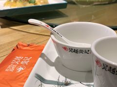 -吴越荣记苏州菜·松鼠桂鱼100%活鱼现做(斜塘老街店)
