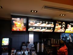 -麦当劳(卫星广场店)