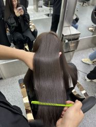 -MOVAN  HAIR莫凡匠人发型屋