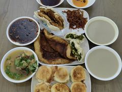 -老回回小吃(百万庄店)