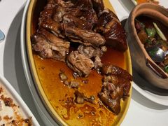 -八府香鸭·啫啫煲(华山路店)