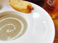 -皇冠自酿啤酒坊(中国红街5号楼店)