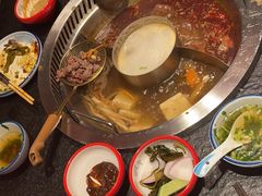 -醉董牛川派鲜肉自选火锅(烟台店)