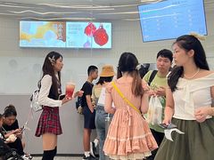 -喜茶(迪士尼小镇·平行宇宙店)