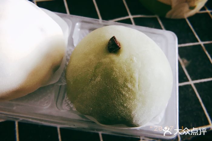 青桔和木鱼·新中式糕点(春熙路)抹茶红豆雪媚娘图片