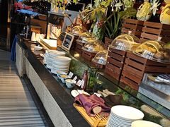 -唐拉雅秀酒店-西锦汇空中BBQ·思创餐厅