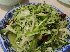 黄瓜金针蘑-山水草塘老菜馆