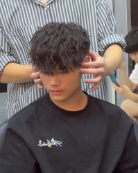 -尤司男士国潮理发馆