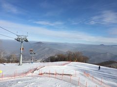 滑雪场-中旅松花湖滑雪场