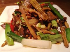 -黑鸡小馆(金源店)