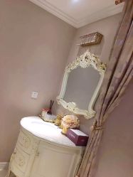 -蕾蕾美颜美容美体