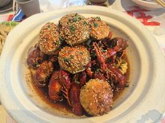 -肥肥虾庄·金牌油焖大虾(汉街SKP店)