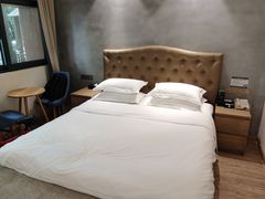 -上海怡沁园度假酒店