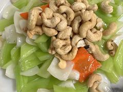 -鲤鱼塘农家山庄