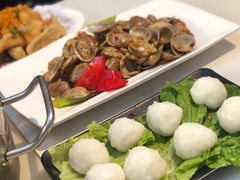 手工目鱼丸-肥仔文澳门猪骨煲(南京西路店)