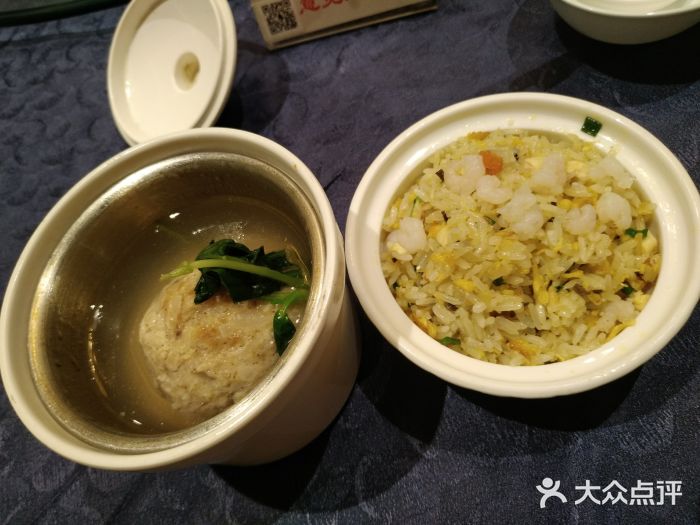 食為天·本地人爱吃的淮扬菜(瘦西湖店)蟹粉狮子头图片