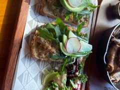 香草鸡肉牛油果三明治-COMMUNE幻师(五角场店)