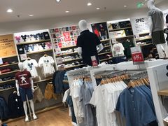 -优衣库(南宁江南万达店)