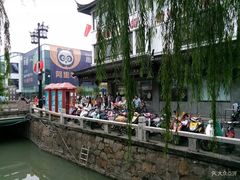 -陆稿荐观前街店