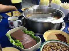 -马路边边·成都串串(翠柏路店)